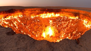 giant-pit-of-fire-2-cc