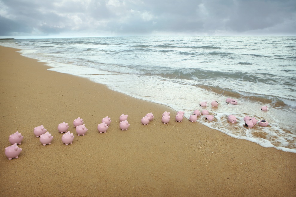 piggy-bank-offshore-banking-beach.jpg